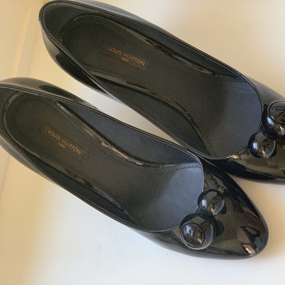 Louis Vuitton Black Patent Leather Heel